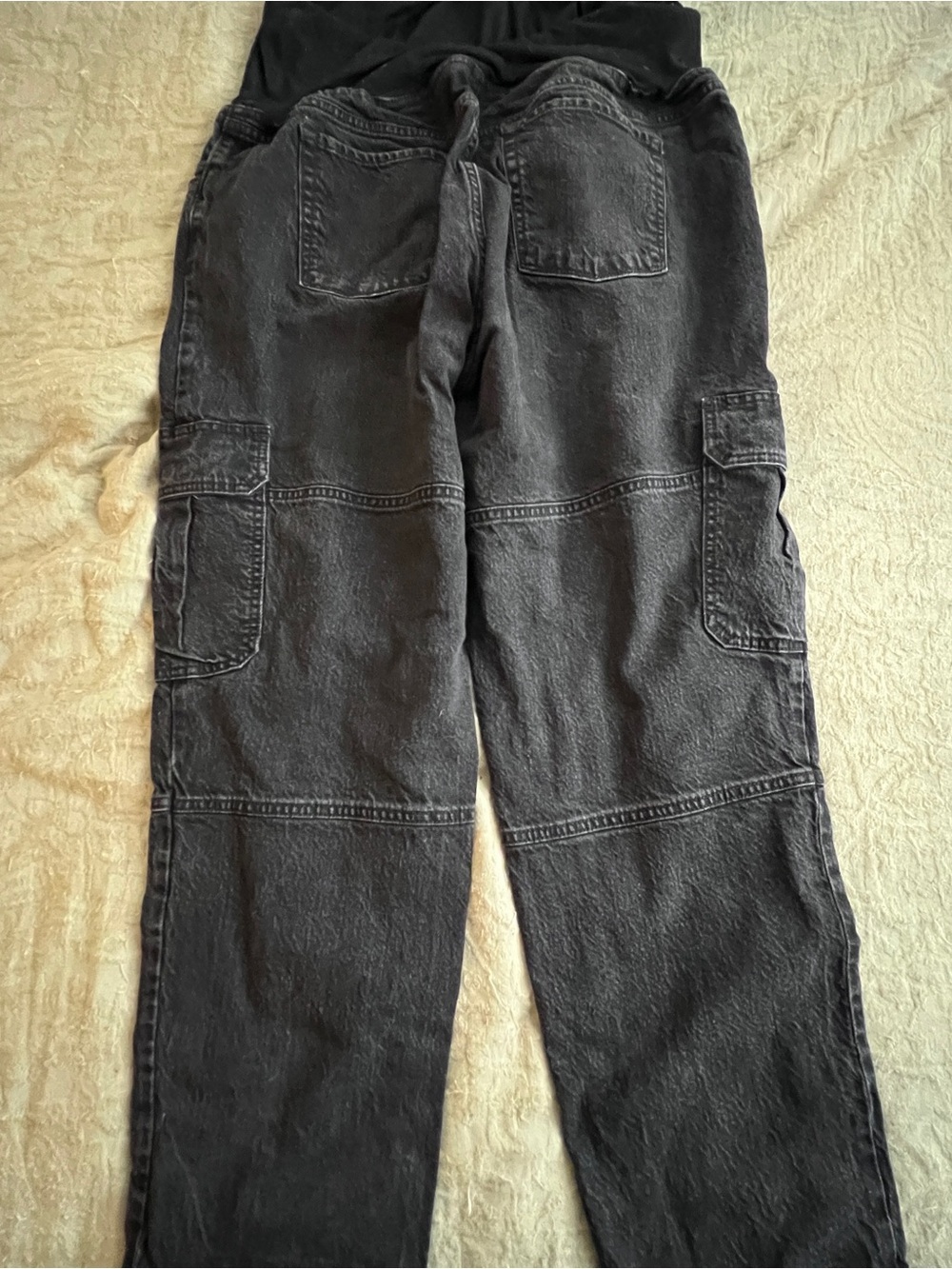 Maternity Cargo Jogger Pants - Black - Picture 5 of 8